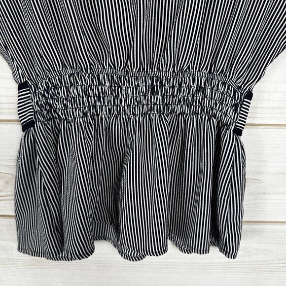 Monteau Black & White Striped Smocked Back Capped Sleeve Blouse Size XL - Picture 6 of 8